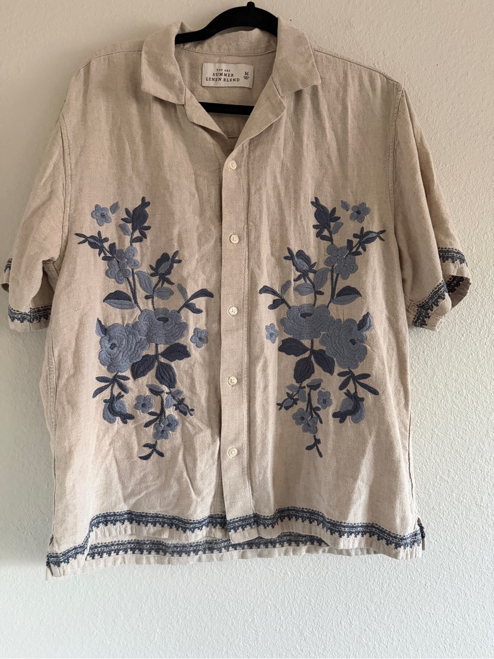 Abercrombie Fitch Men's Linen Blend Beige Floral Embroidered Button Up Shirt